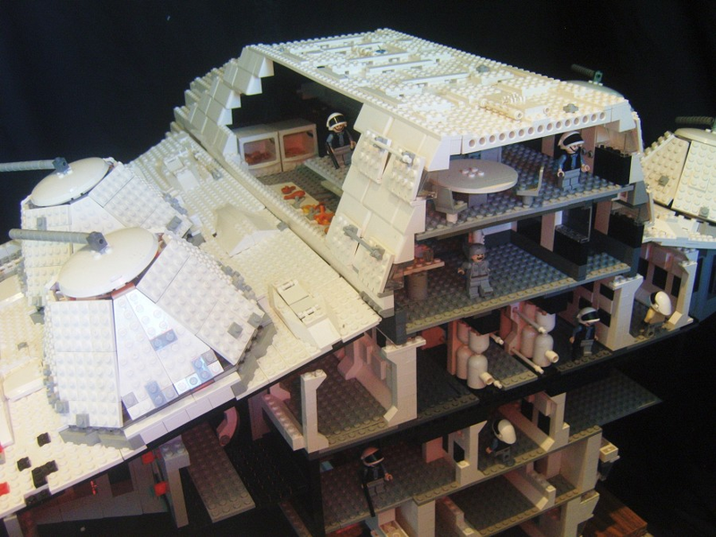 Illustration for article titled Crazy Guy Making Huge Minifig Scale Lego Corellian Corvette